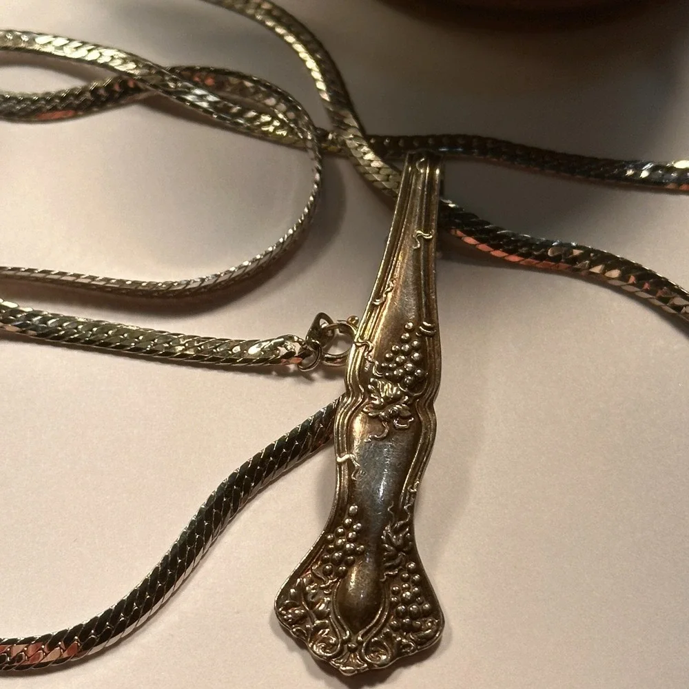 1847 Rogers Bros item shown